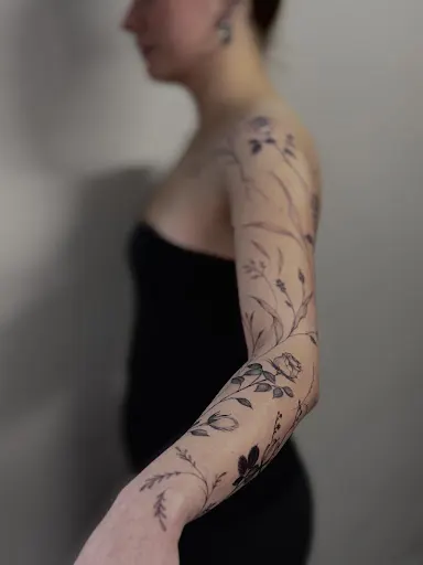 Studio tatuażu artystycznego Lewa kreska